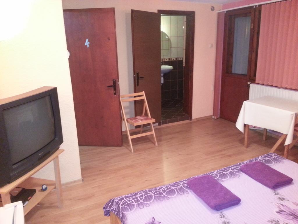 Guest House Drakite เบโลกราดชิก ภายนอก รูปภาพ